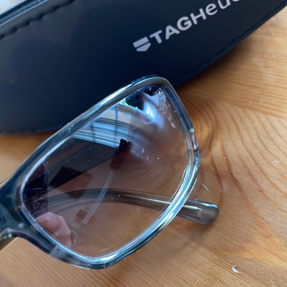 TAG Heuer Sunglasses - Picture 2 of 4